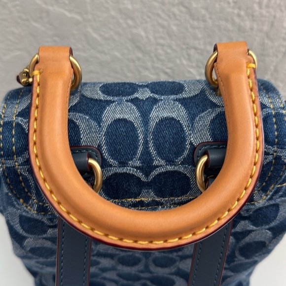 COACH Riya Backpack 21 In Signature Denim - Picture 3 of 10